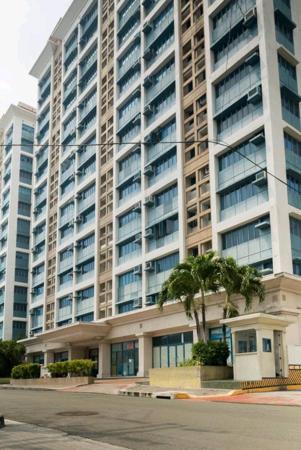 Hotel Westparc Cedar Alabang à Muntinlupa City Extérieur photo