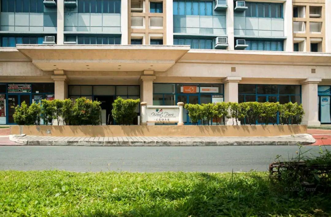 Hotel Westparc Cedar Alabang à Muntinlupa City Extérieur photo